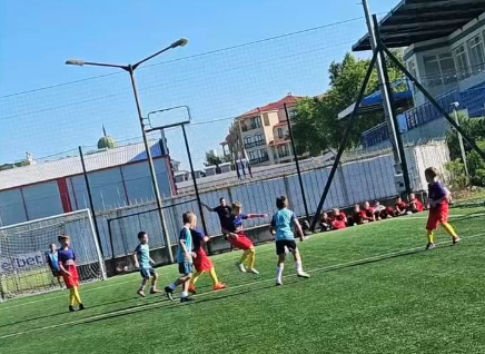Felicitări grupei mici a FC Ciorescu pentru prima victorie la turneul internațional „Utmost-Black Sea Cup Nesebar 2026” din Bulgaria!