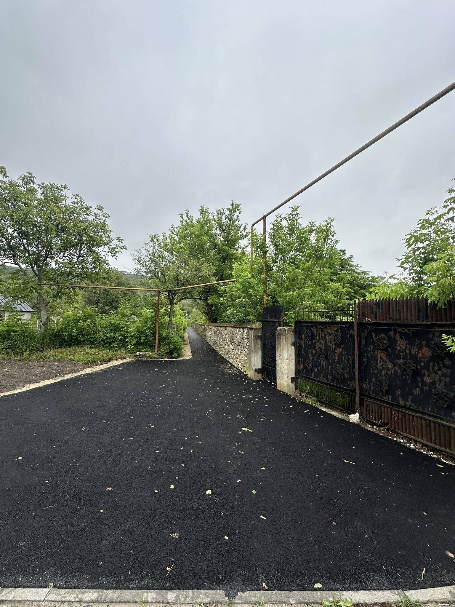 În luna mai, au fost efectuate lucrările de asfaltare a străzilor!