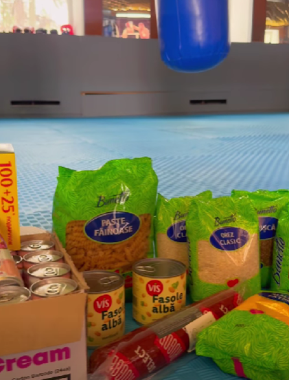 Primăria comunei Ciorescu exprimă recunoștință și apreciere colectivului de părinți ai copiilor care frecventează Lion Ciorescu Fight Club, alături de antrenorul lor, Alexandru Sevastian.