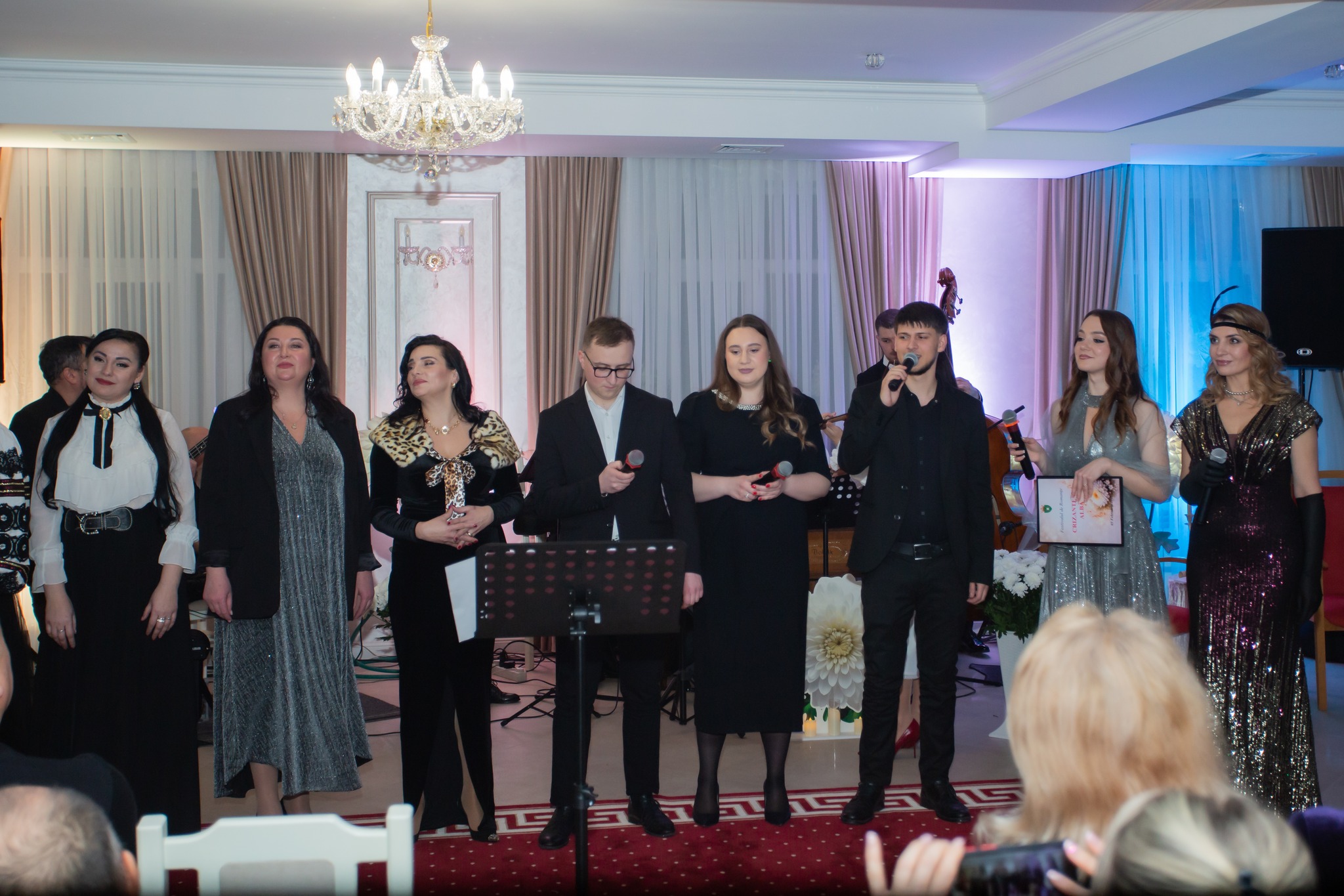 Festivalul de Romanțe “Crizantema Albǎ” cu genericul “Mi-e dor de-o seară cu romanțe”, ediția a-XVI-a!