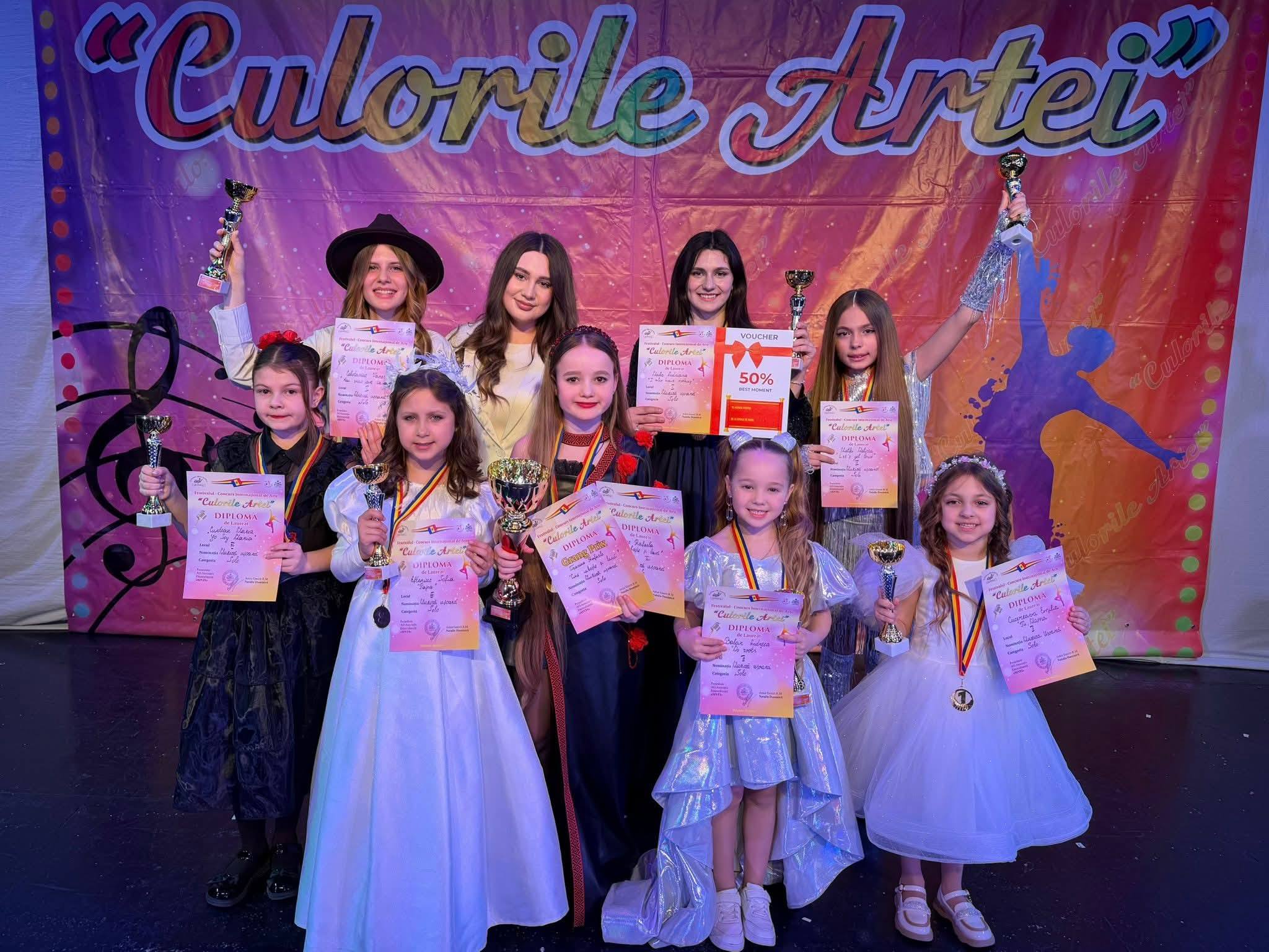 Elevii Școlii de Arte „Ion Gheorghe Ciorescu” strălucesc la „Culorile Artei”: Grand Prix și multiple premii obținute!