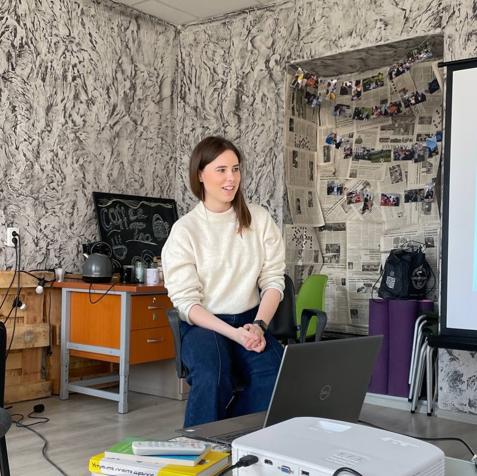 Clubul de Engleză din Ciorescu: sesiune inspirațională despre studiile în SUA alături de Education USA!