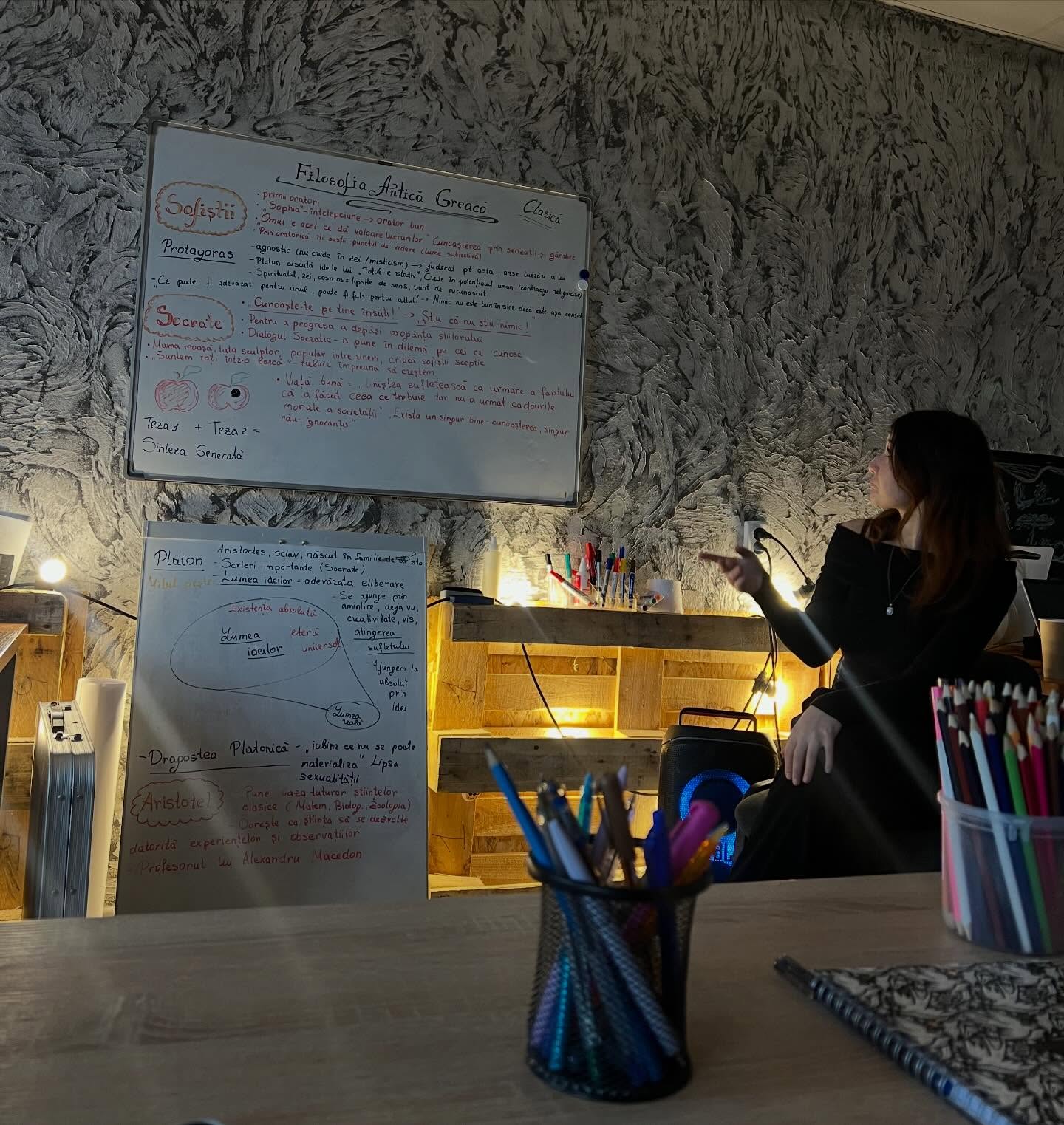 Clubul de Psihologie și Filosofie – spațiul gândurilor profunde!