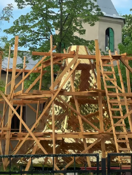 Lucrările la Biserica „Sfânta Cuvioasa Parascheva” din comuna Ciorescu se apropie de final!