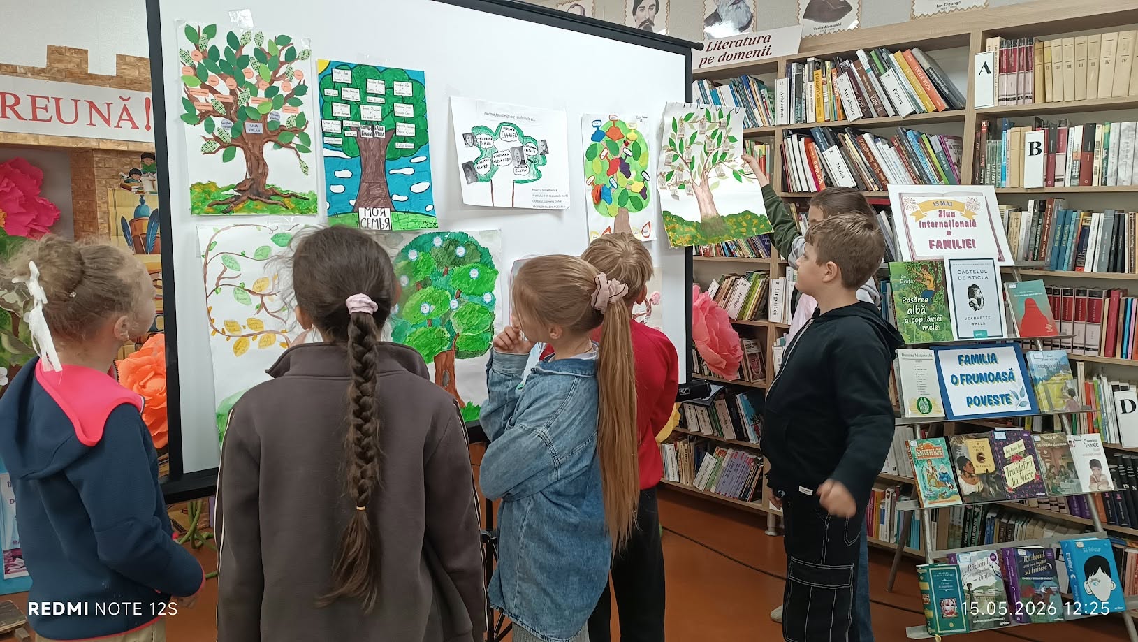 Ziua Internațională a Familiei sărbătorită prin creativitate și valori la Gimnaziul nr. 45!