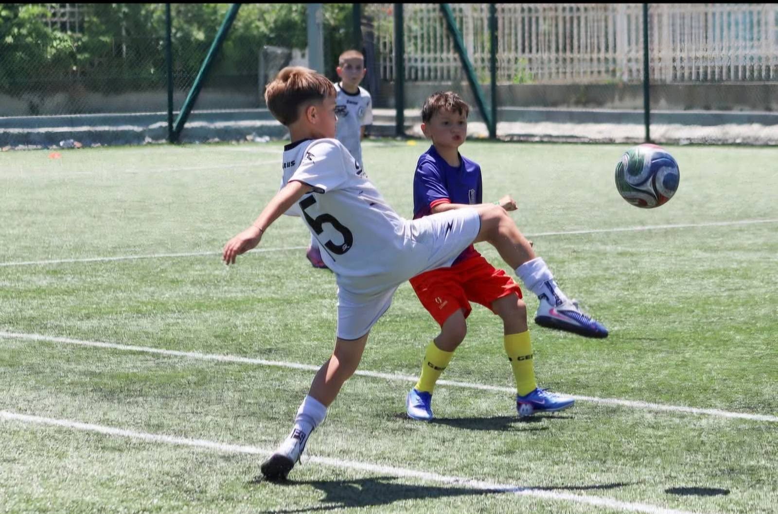 Echipa de Fotbal FC Ciorescu a.n. 2015, antrenor Sergiu Straistaru, participă la Turneul Internațional "Utmost - Black Sea Cup NESEBAR"!