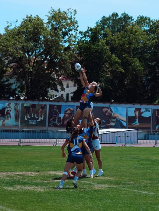 Astăzi, inimile bat pentru naționala feminină de rugby!